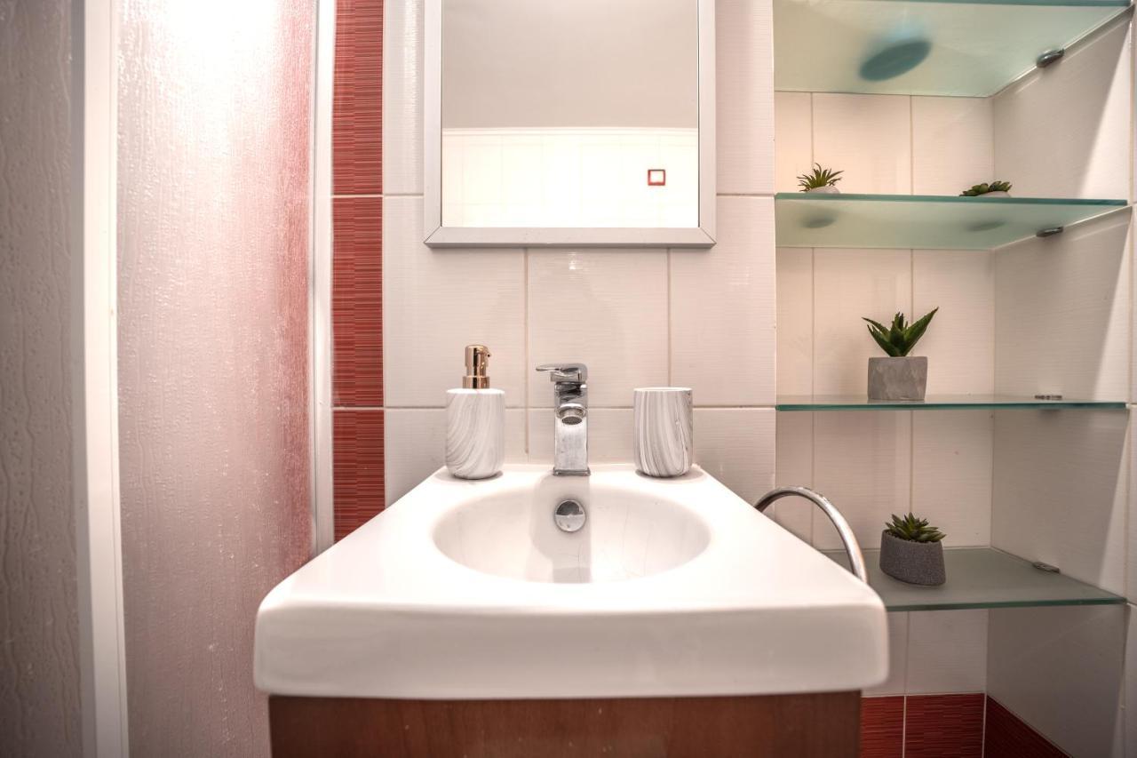 Alexandra'S Luxury Apartment Chania La Canée Extérieur photo